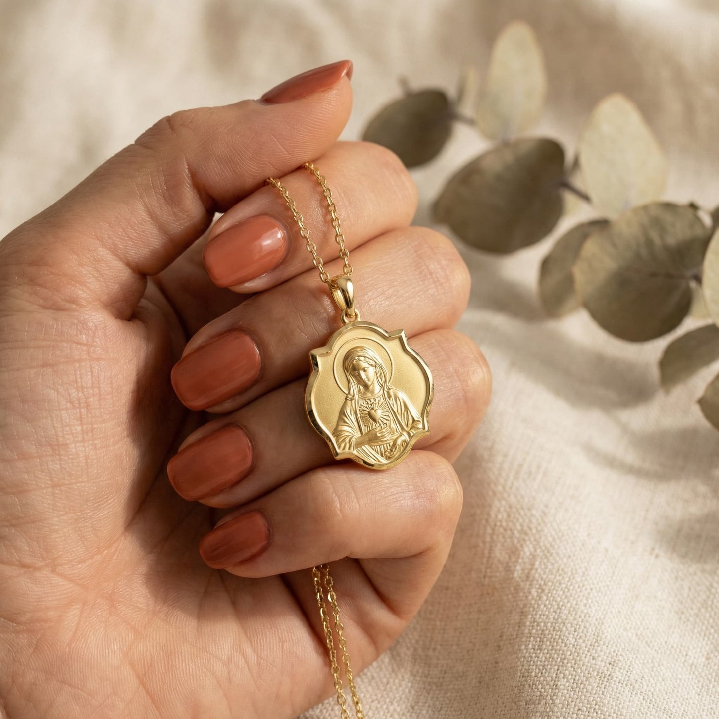 Gloria Relief Necklace SN019C