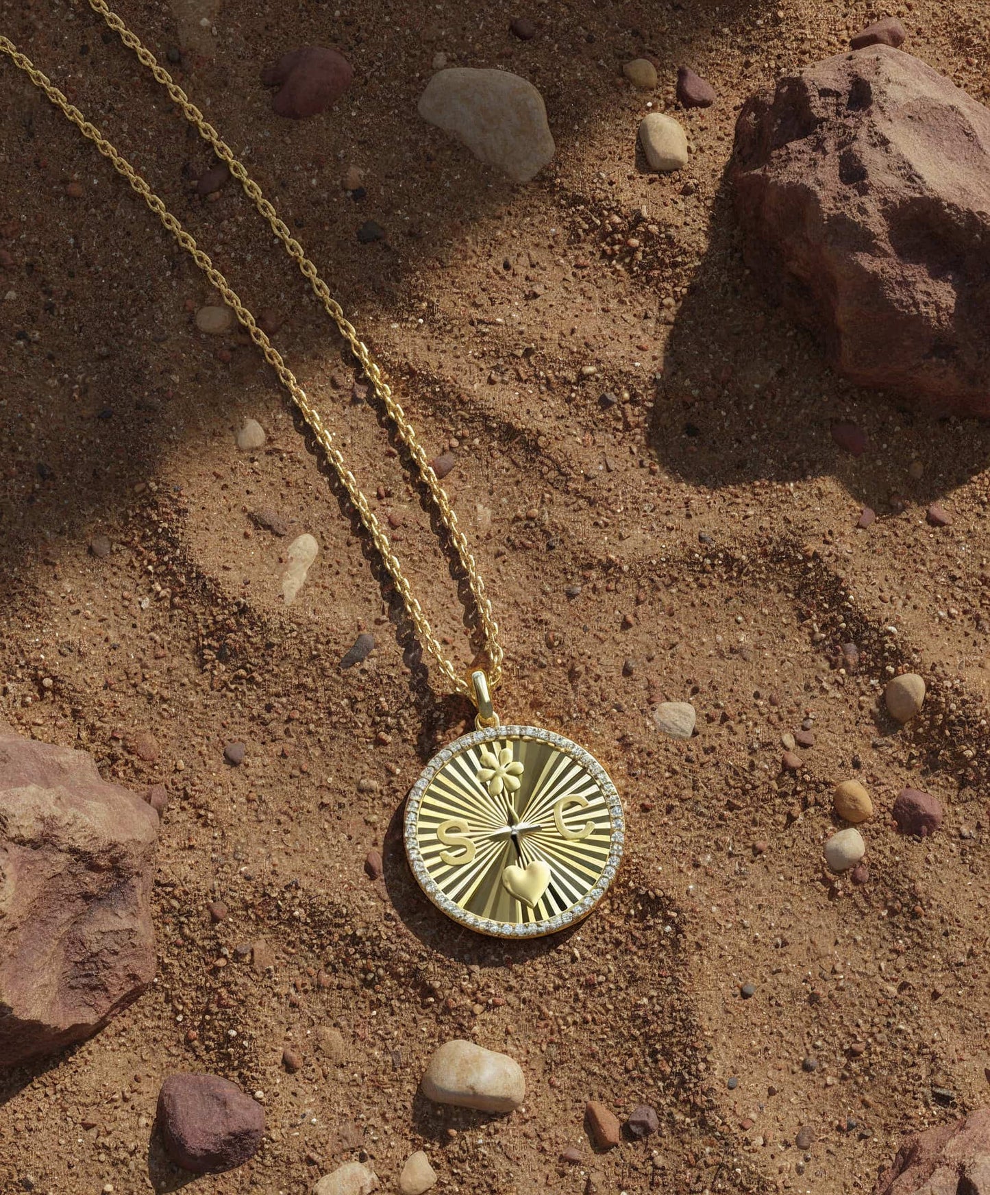 18k Gold Plated Personal Story Medallion Necklace – Lucky Symbol & Engravable（Pleated）AW24N007A