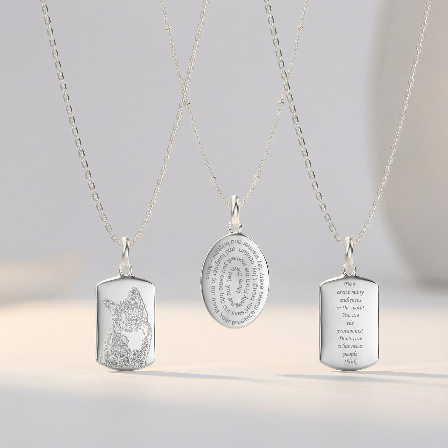 Double-Sided Custom Paw Oval Necklace AW24N005O