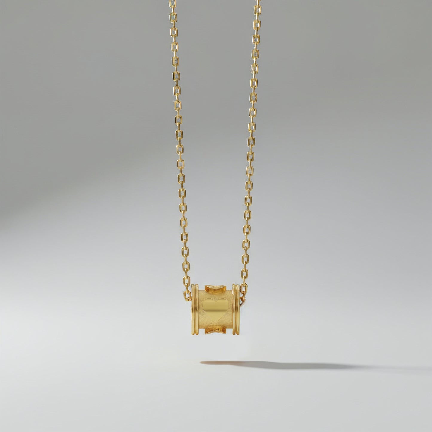 Classic Lucky Turn Necklace SN002C